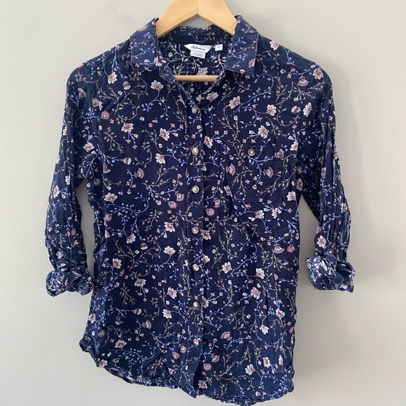 Reitmans Linen Viscose Navy Blue Floral Lightweight Floral Blouse - Picture 2 of 4